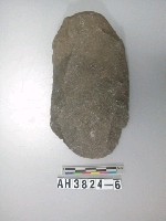 藏品(中型片狀舌刃打製石斧)的圖片